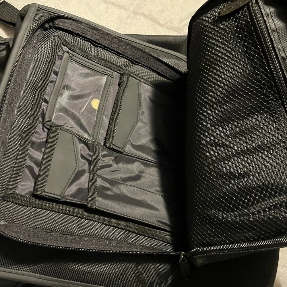 National Geographic Nat Geo Channel 10 Year Vertical Shoulder Messenger Bag